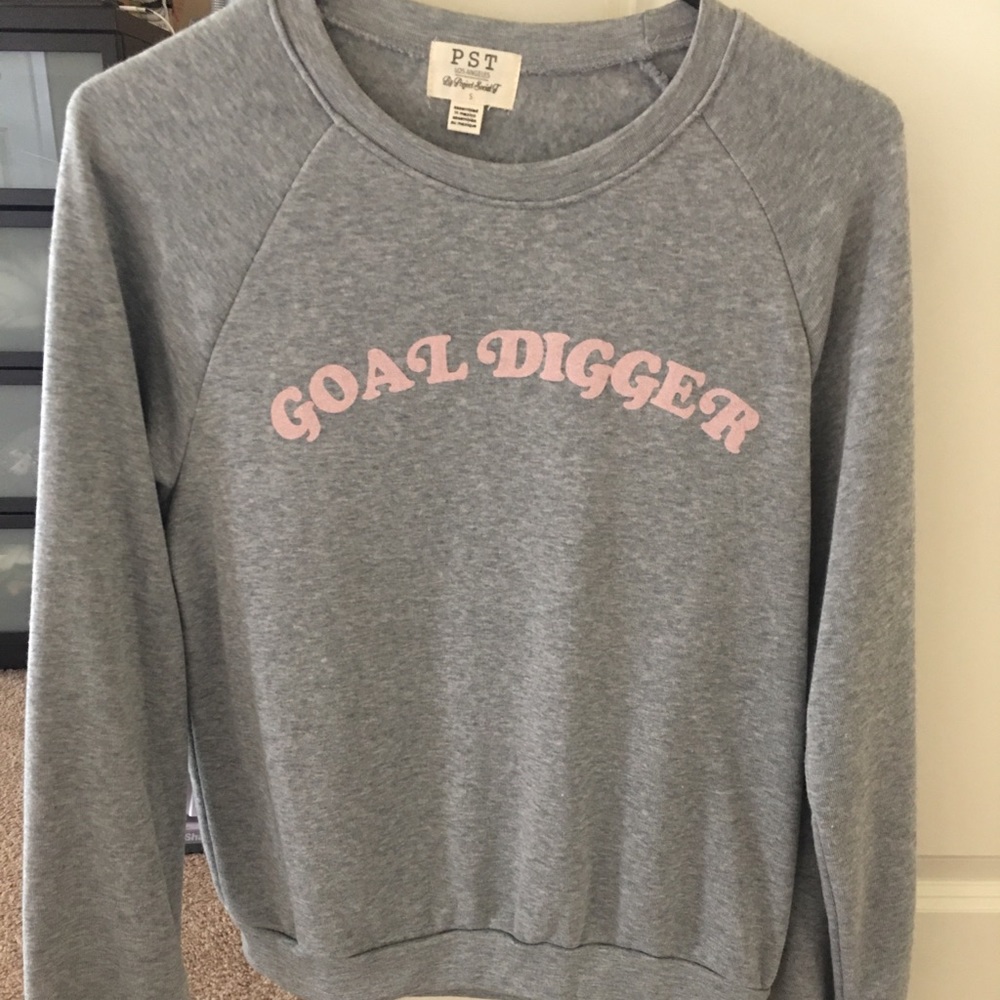 “Goal digger” cozy sweatshirt